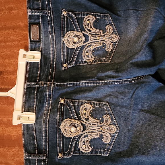 EARL JEANS - Picture 7 of 12